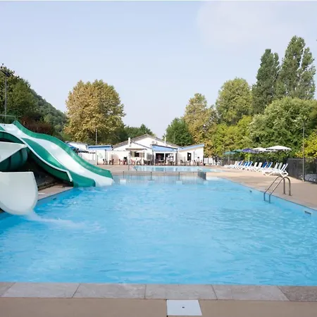 Cosy Avec Terrasse, Ideal Pour 6 Personnes - Api-1-52-610