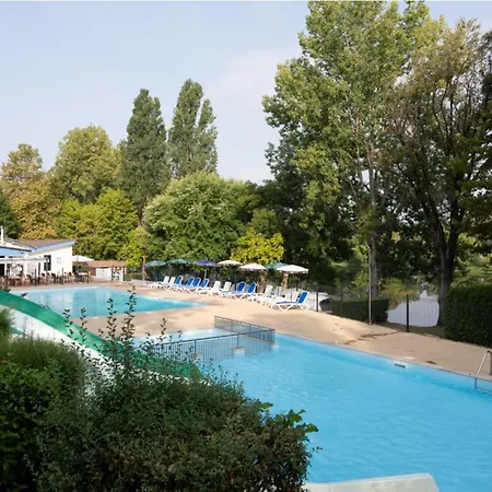Cosy Avec Terrasse, Ideal Pour 6 Personnes - Api-1-52-610 Campsite *